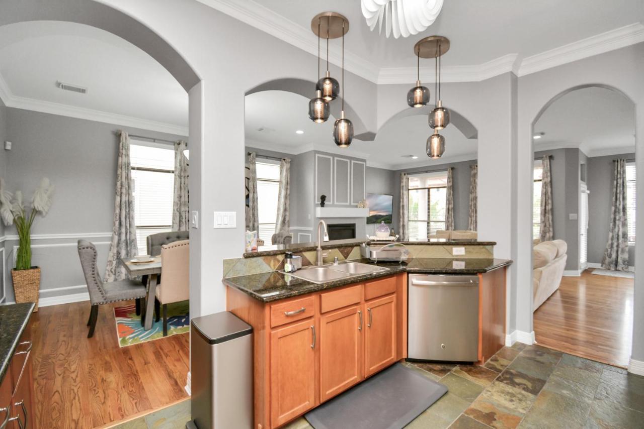3br 3ba Upscale Luxury In The Heights Сasa de vacaciones *