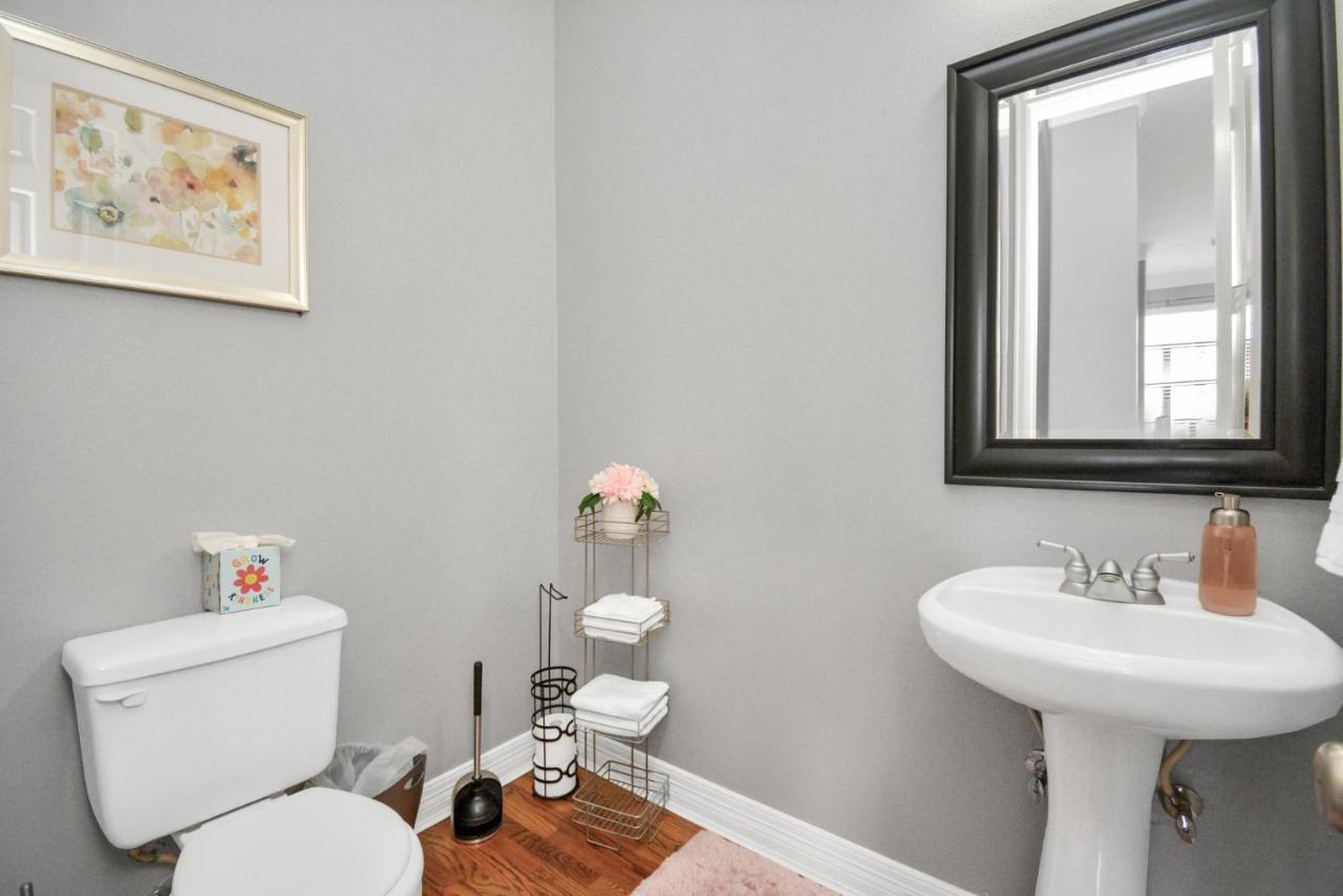 Сasa de vacaciones 3br 3ba Upscale Luxury In The Heights Houston